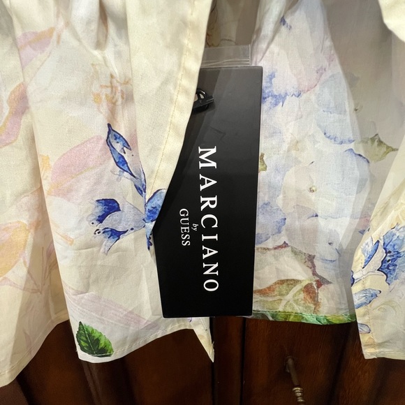 Marciano by Guess Mira Top 
Glorious Garden NWT - Picture 8 of 9